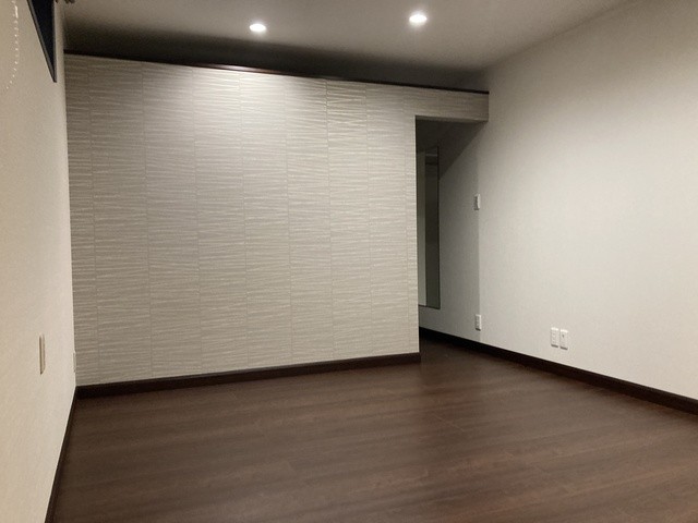 (居間)