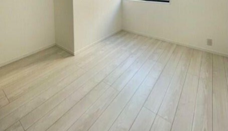 (居間)