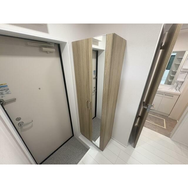 (玄関)