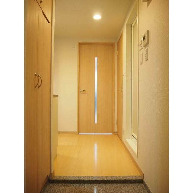 (玄関)