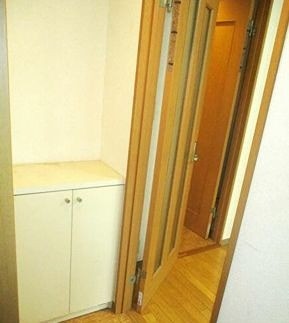 (玄関)
