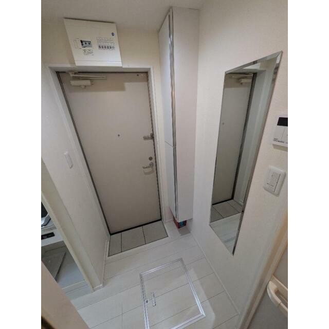 (玄関)