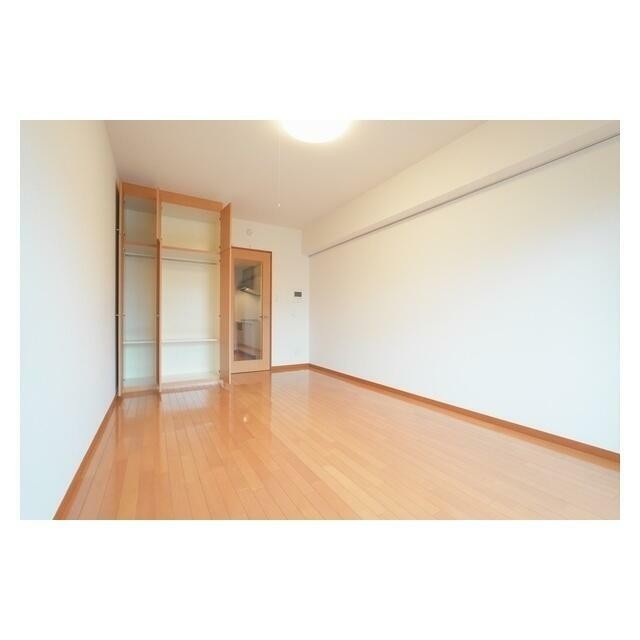 (居間)