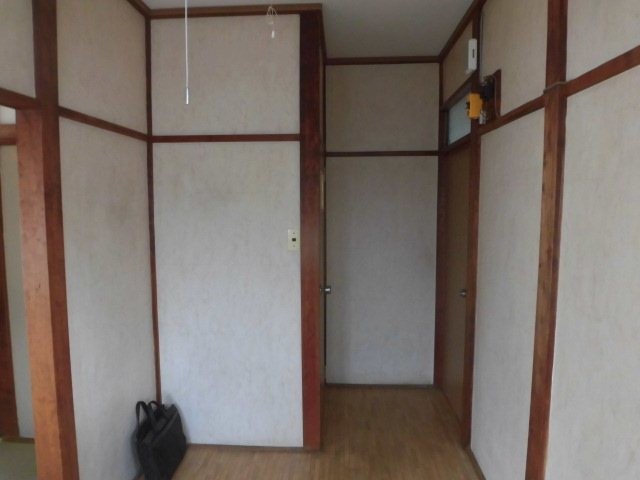 (玄関)