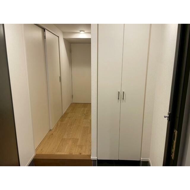 (玄関)