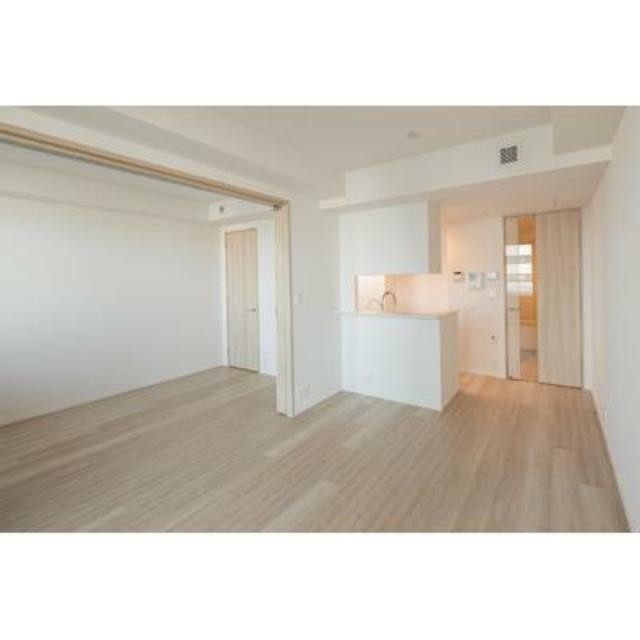 ※写真は同タイプ住戸です。(居間)