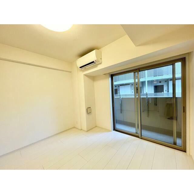 (居間)