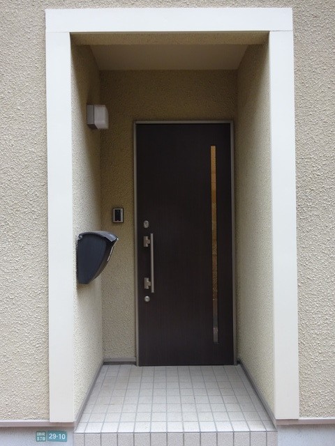(玄関)