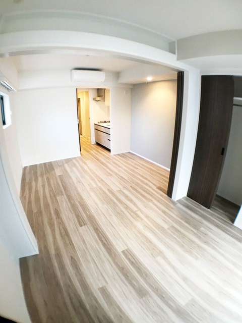 ※写真は同タイプ住戸です。(居間)