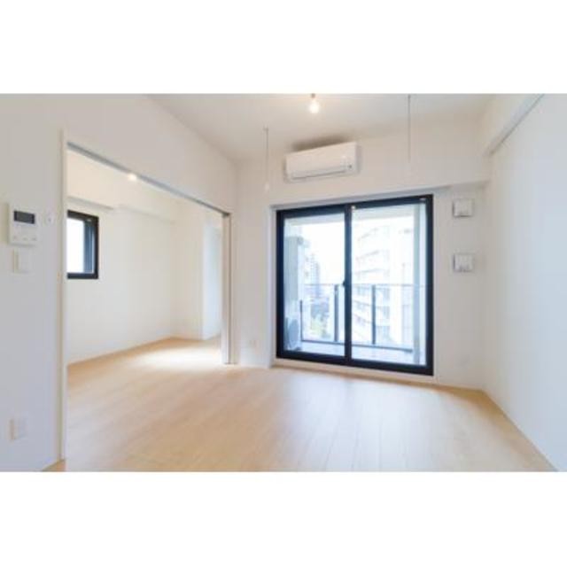 ※写真は同タイプ住戸です。(居間)