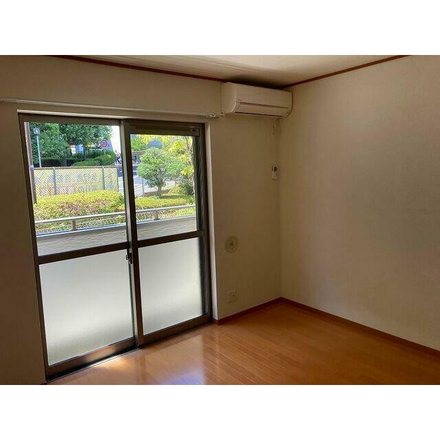 (居間)