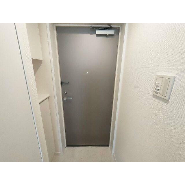 (玄関)