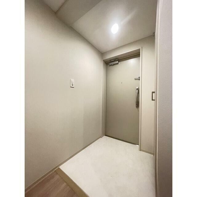 (玄関)