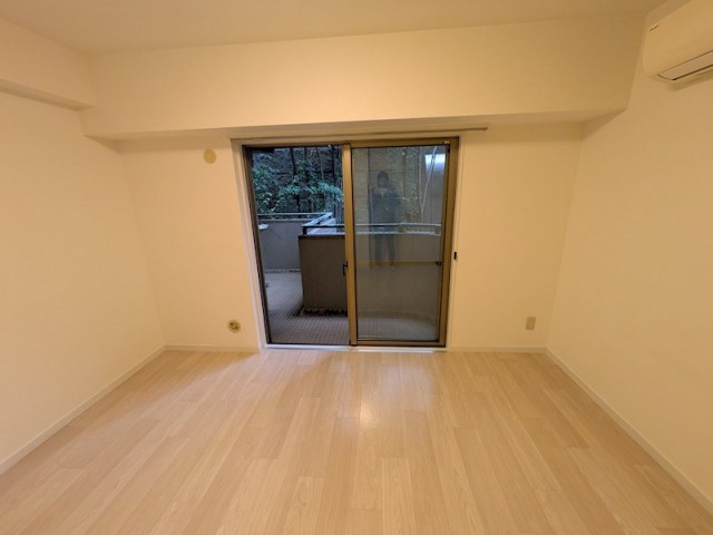 (居間)