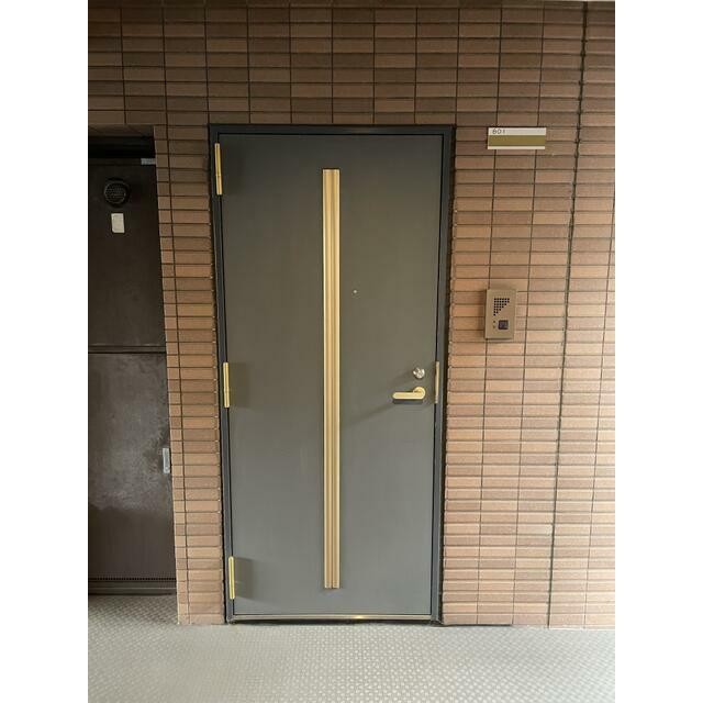 (玄関)