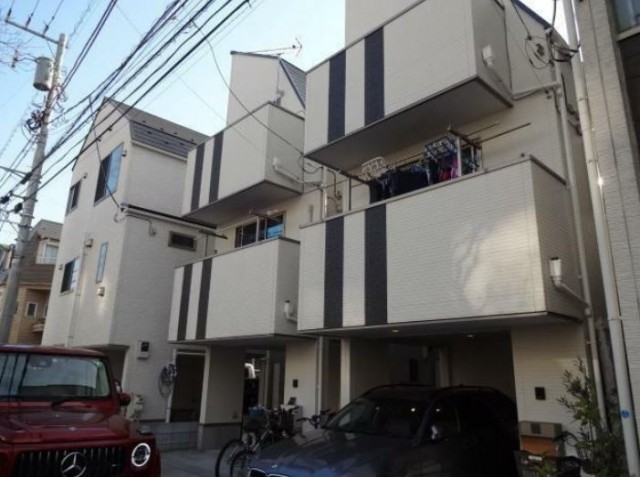 世田谷区中町5丁目 【賃貸居住】一戸建