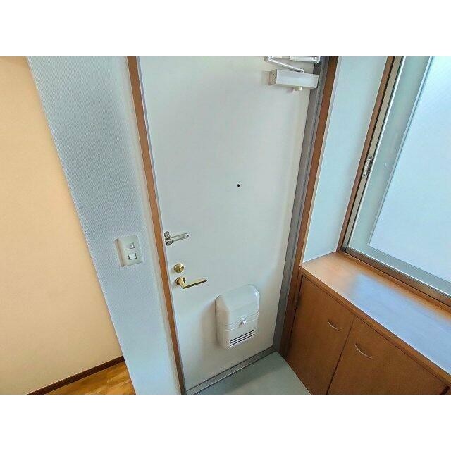 (玄関)