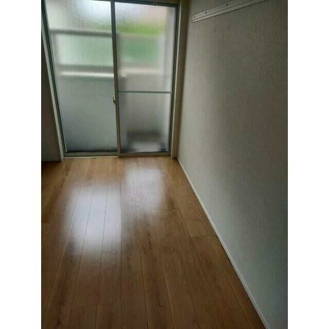 (居間)