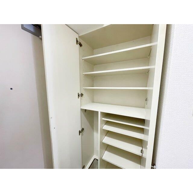 (玄関)