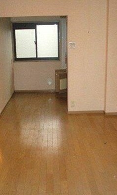 (居間)