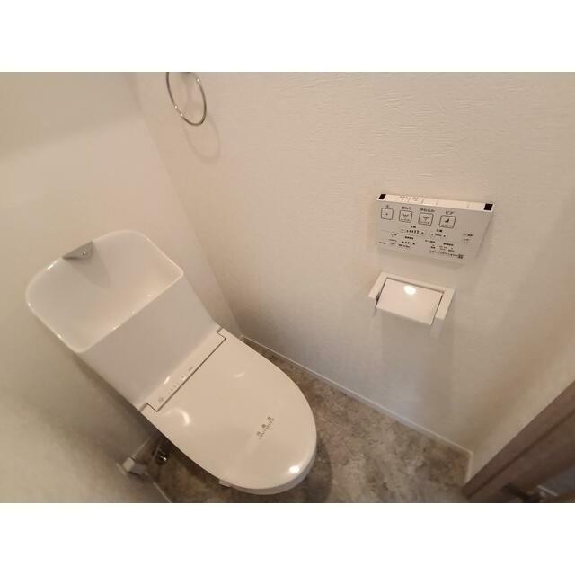温水洗浄便座(内装)