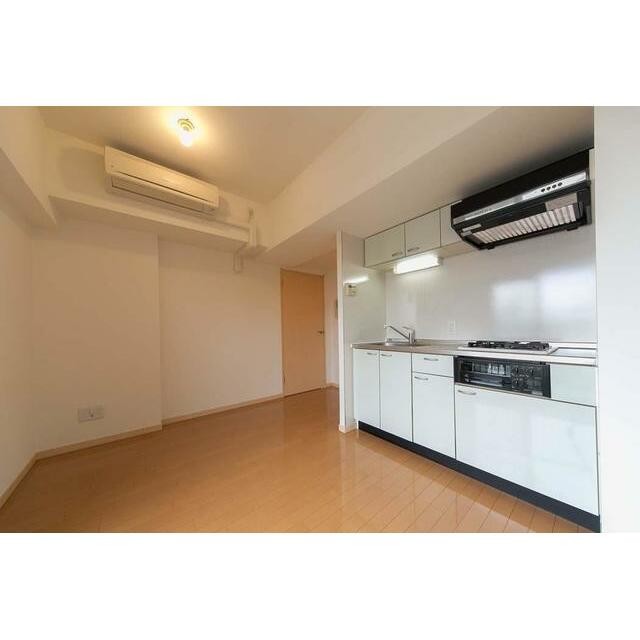 ※写真は同タイプ住戸です。(居間)