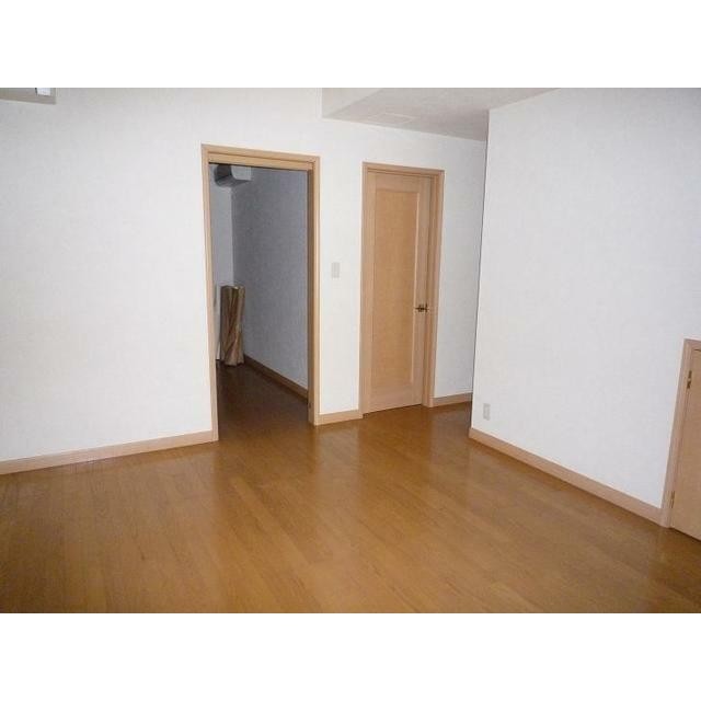(居間)