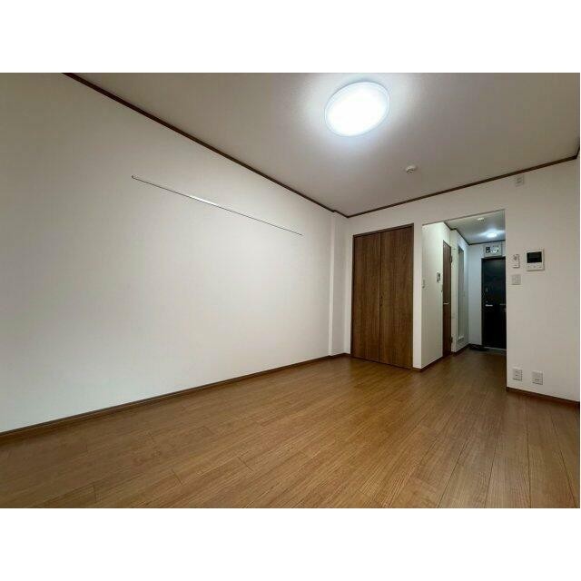 (居間)