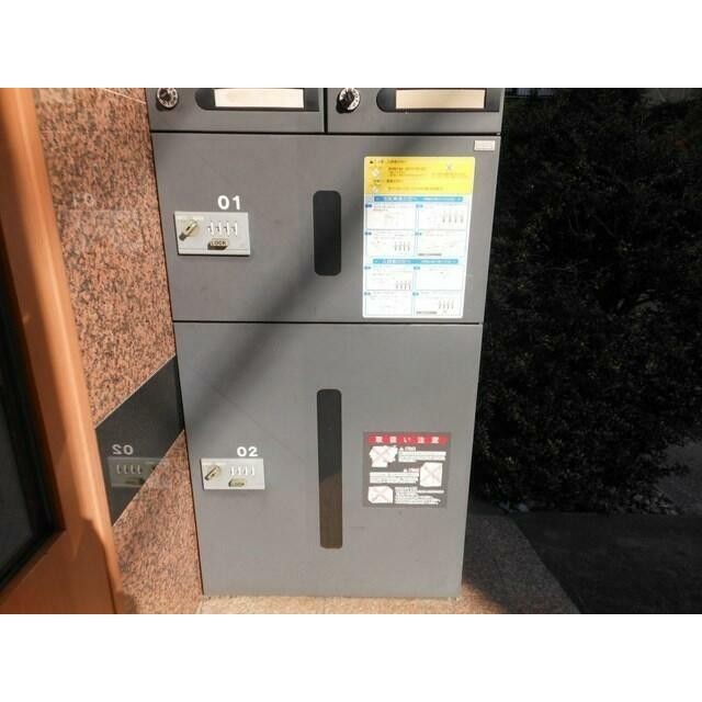 宅配ボックス