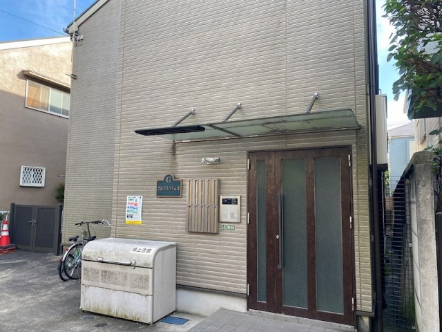 (玄関)