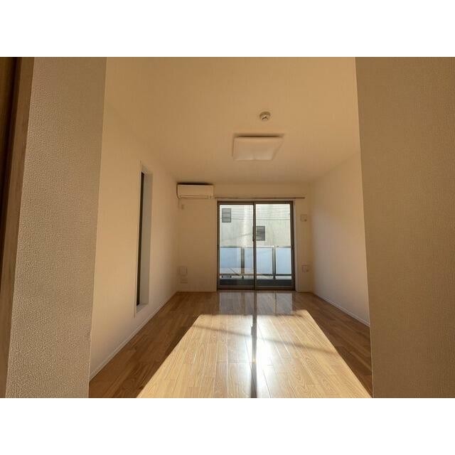 【参考写真】(居間)