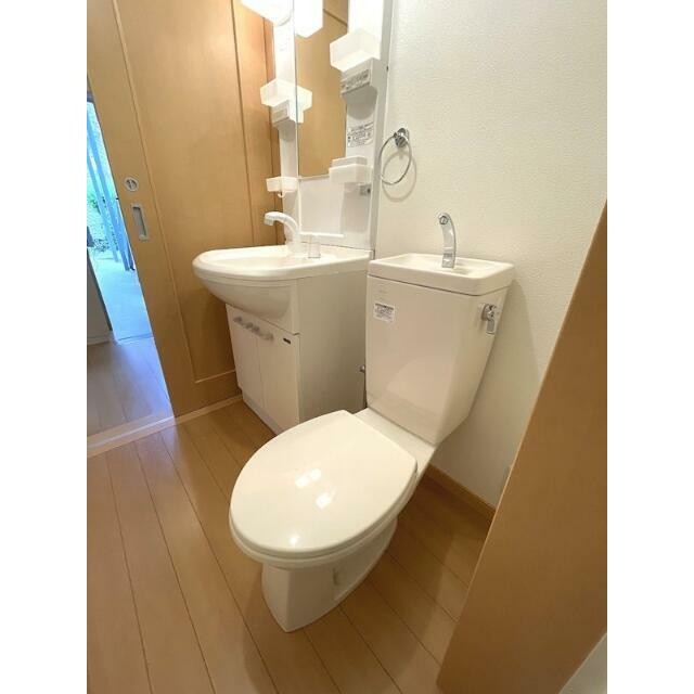 嬉しいバス・トイレ別(内装)