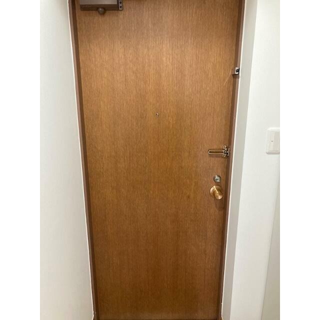 (玄関)