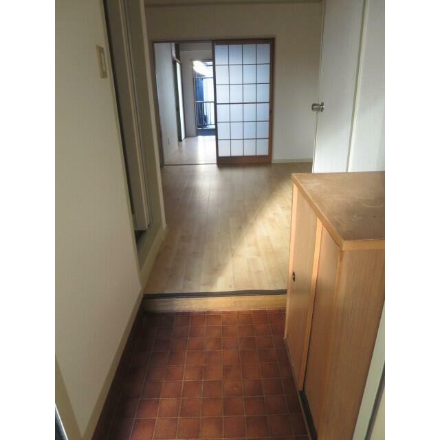 (玄関)