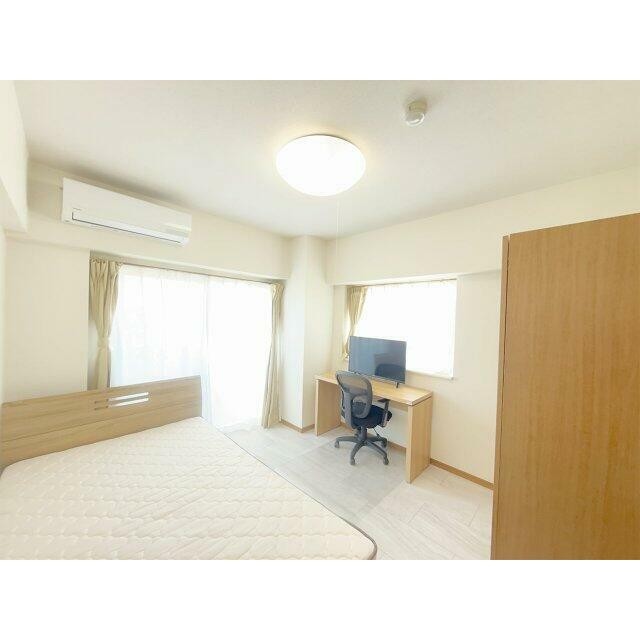 (居間)