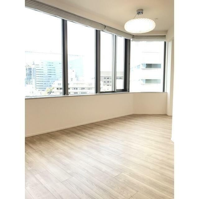 (居間)