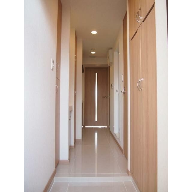 (玄関)