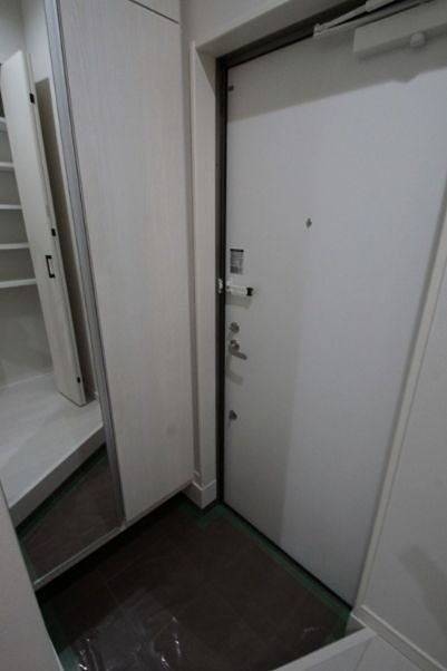 (玄関)