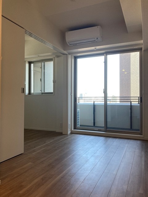 ※写真は同タイプ住戸です。(居間)
