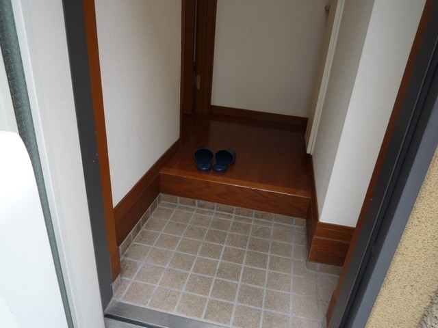 (玄関)