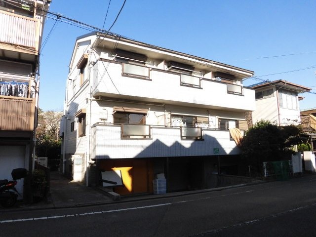 世田谷区世田谷3丁目 【賃貸居住】アパート