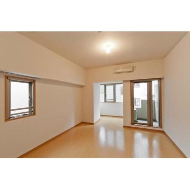 ※写真は同タイプ住戸です。(居間)