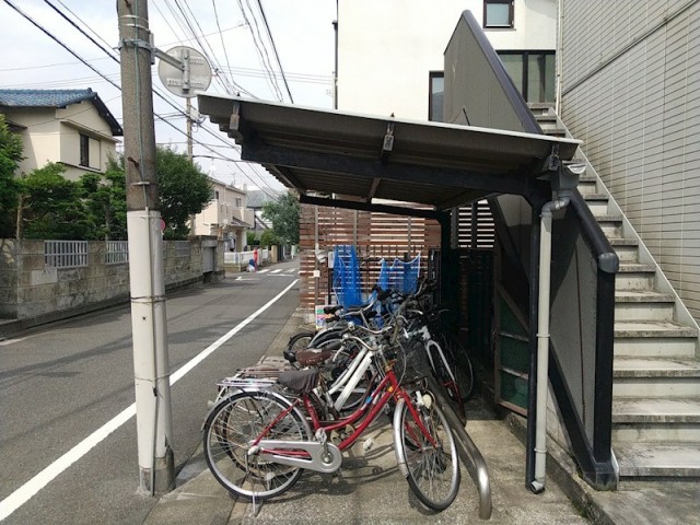 (居間)