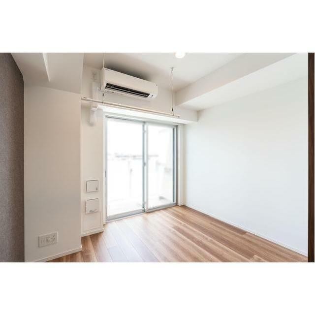 (居間)