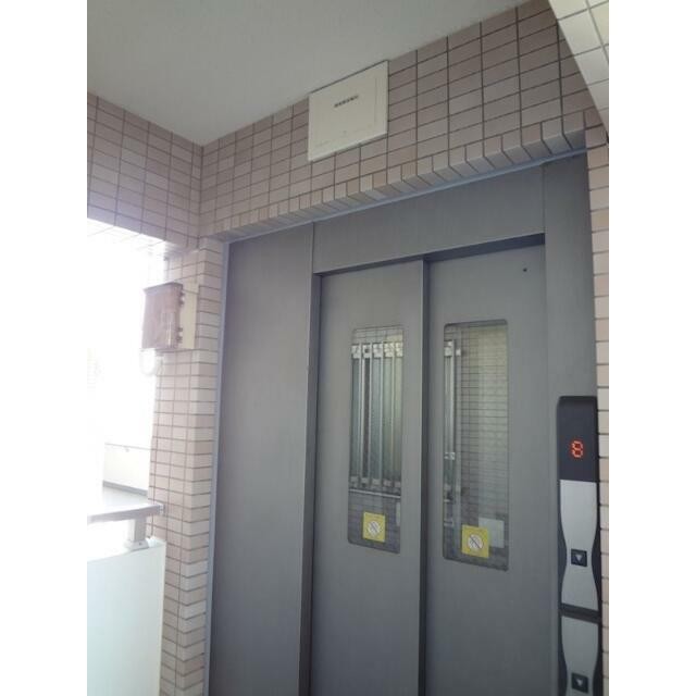 エレベータ―