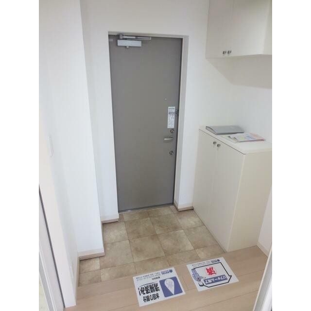 (玄関)