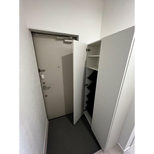 (玄関)