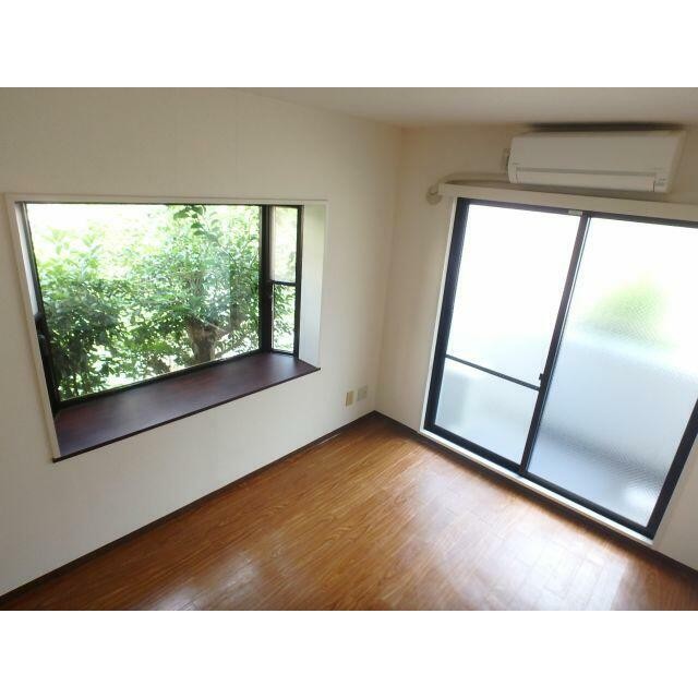 角部屋・2面採光(居間)