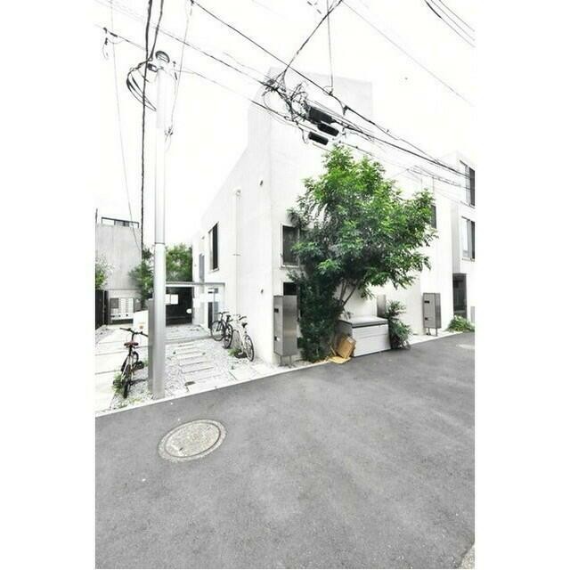 渋谷区上原2丁目 【賃貸居住】マンション