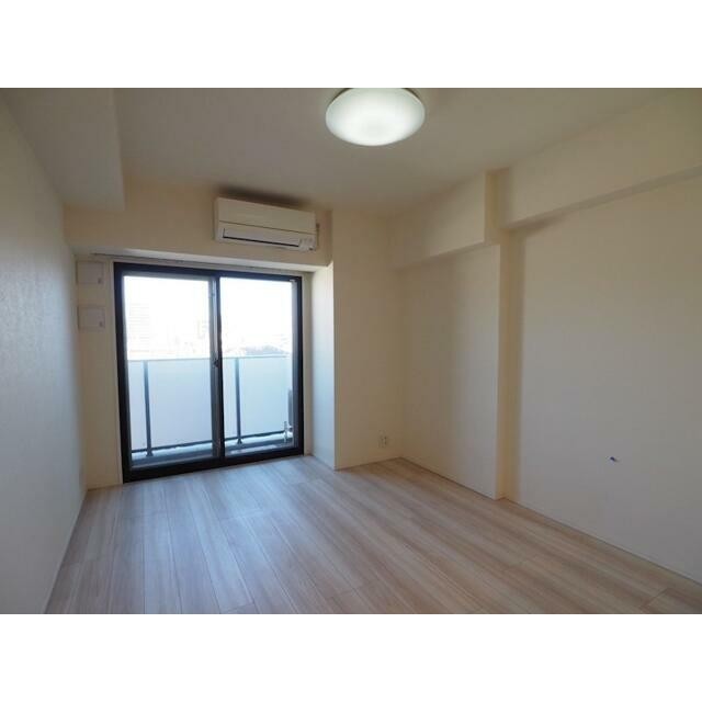 (居間)